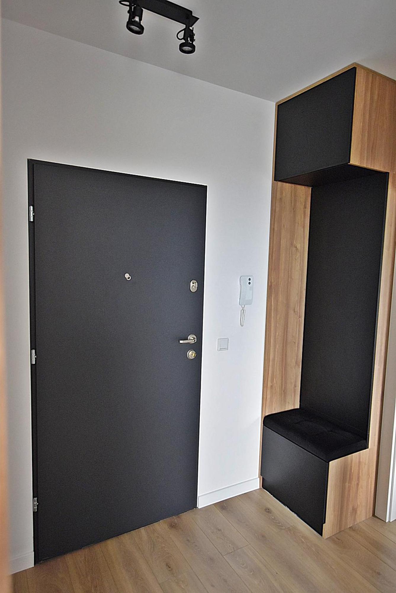 West / Parking Free Breslau